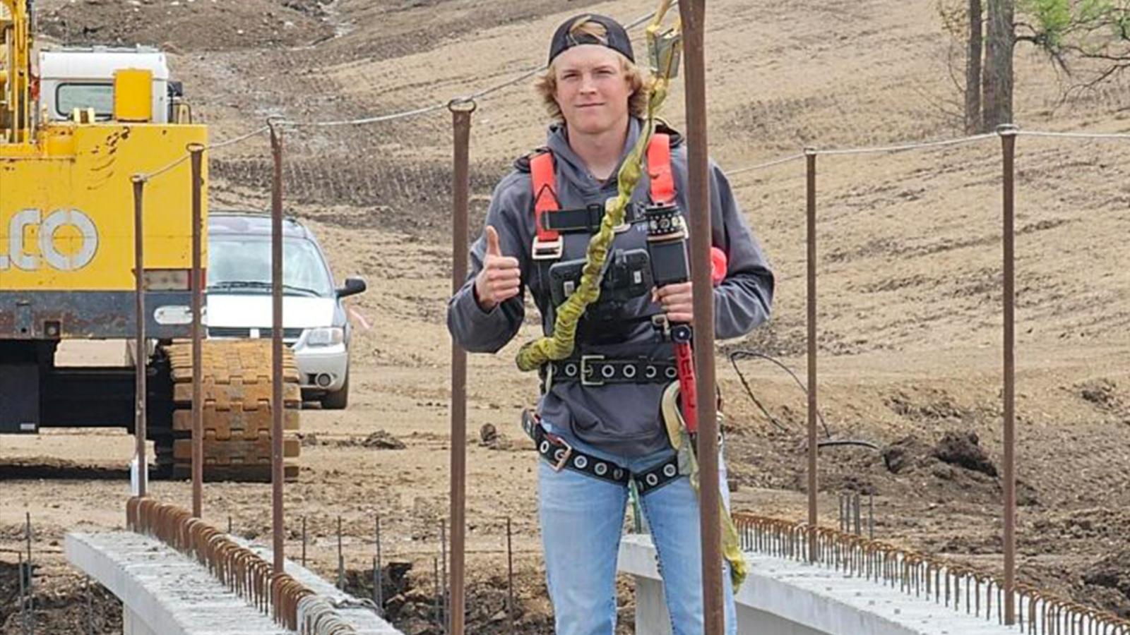 Graduate Kayden Kummer working in the field of Civil Engineering.